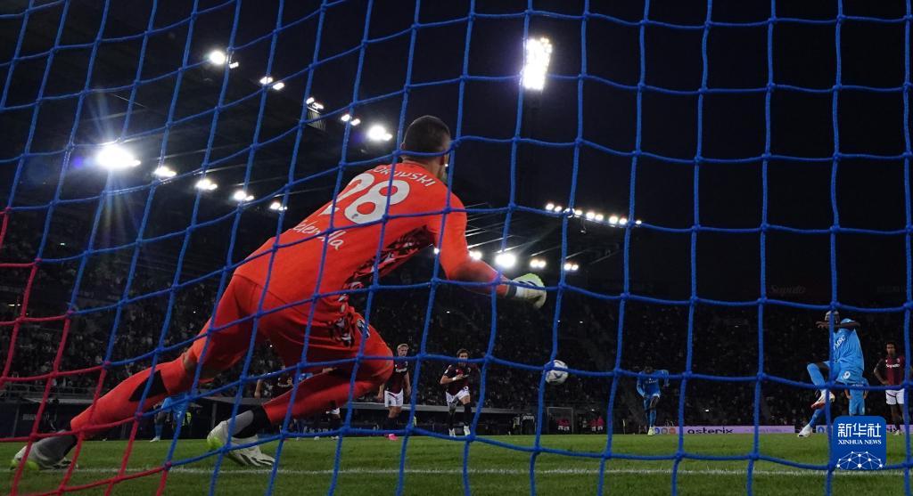 那不勒斯客场-力克博洛尼亚稳步前行的简单介绍