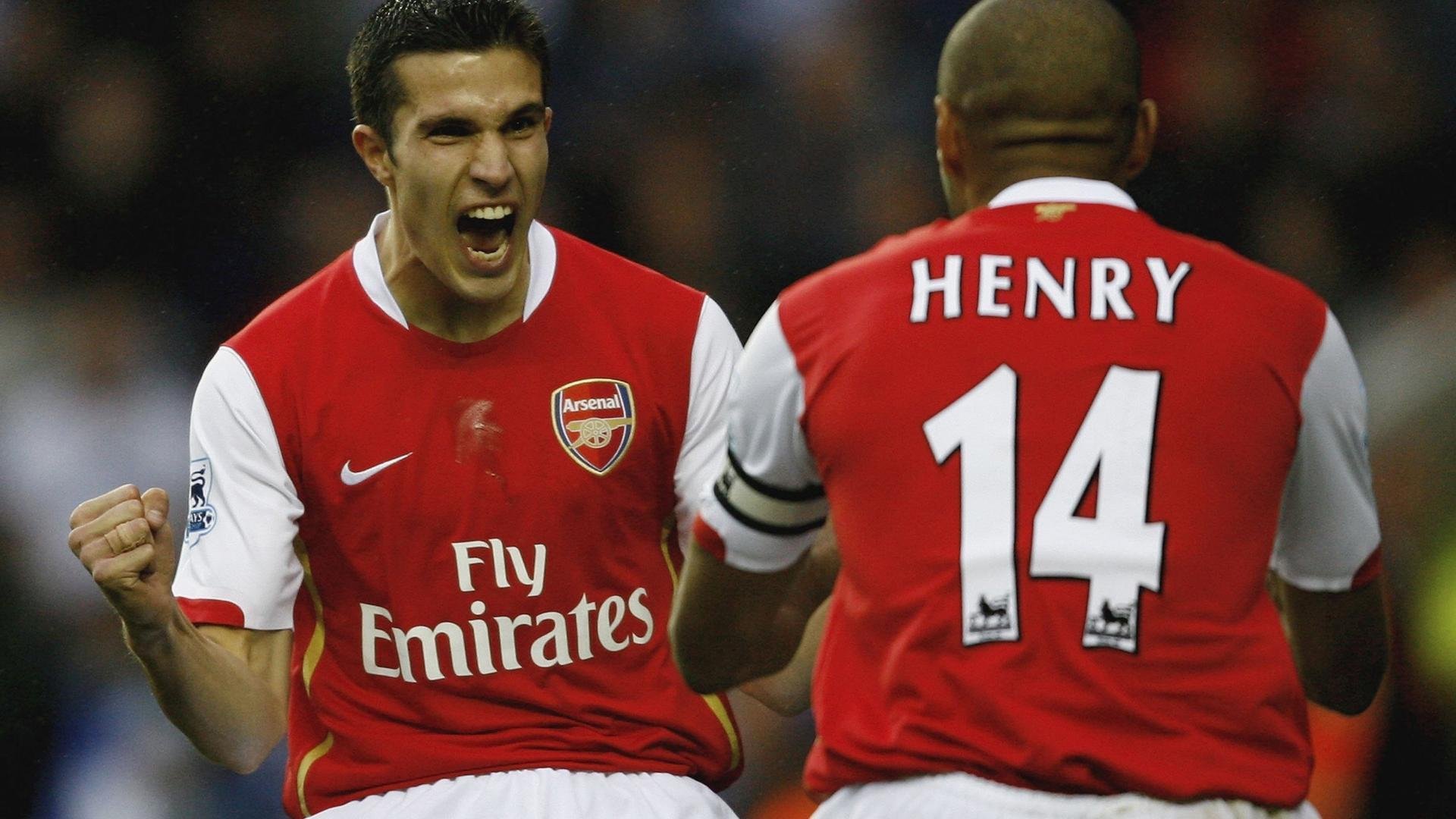 夏季联赛转会风云：利雅得新月盯上锋线强援，约基奇或成交易筹码